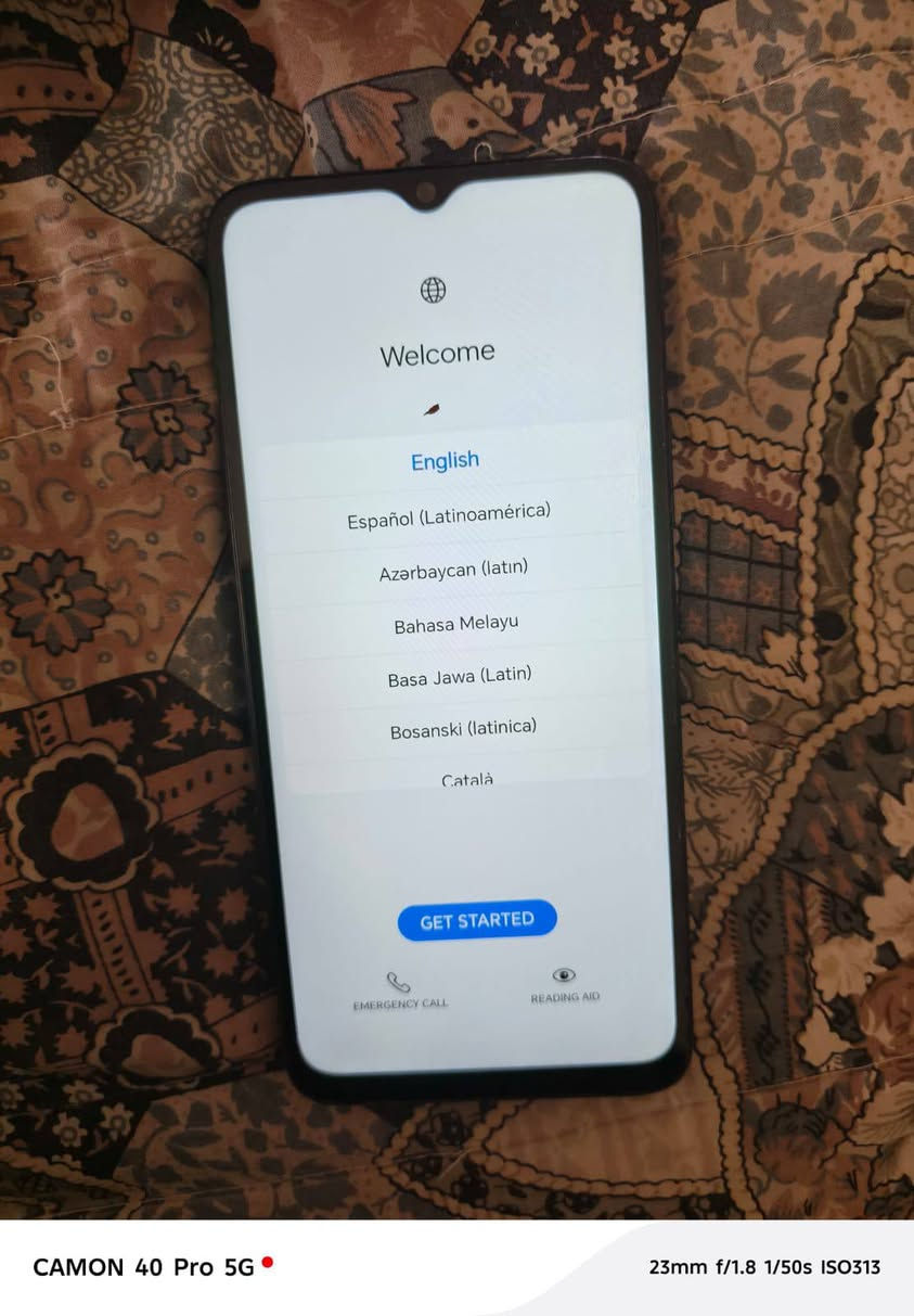 سلام عليكم هاتف هونر x6 للبيع قافل جيميل 
سعر 100 وبي مجال 
الرقم ***********
