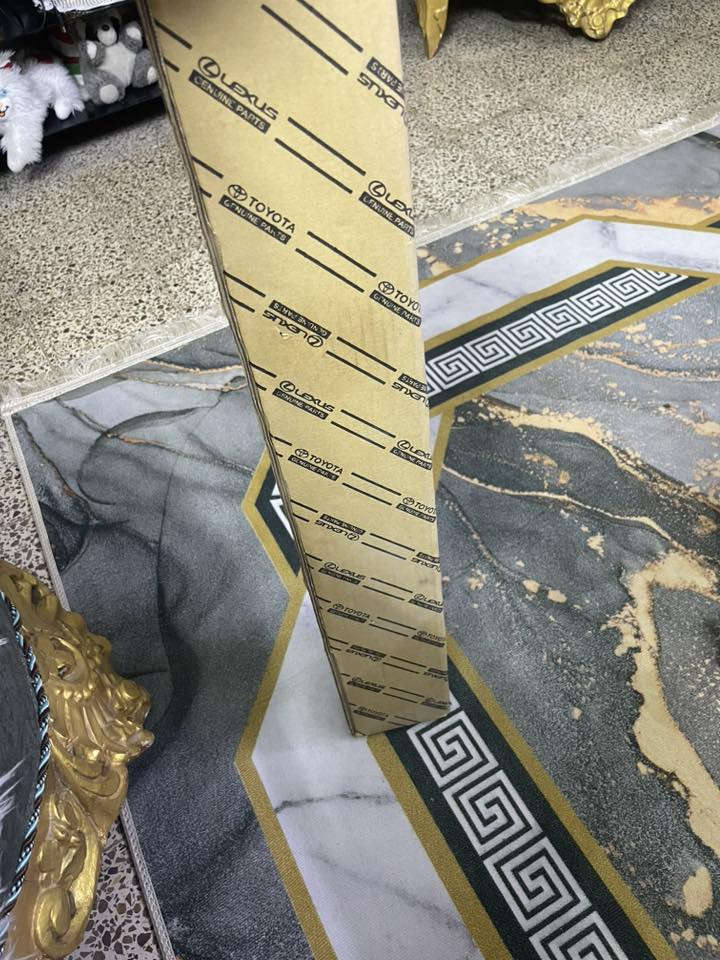 دبل هايلوكس من موديل ١٨ لل٢٥ تك واحد فقط
***********
