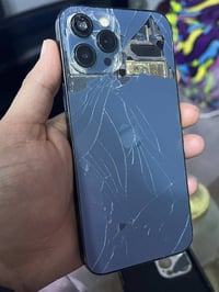 آيفون ١٢ برو ماكس • ٢٥٦ جيجا • مكسر بالظهر