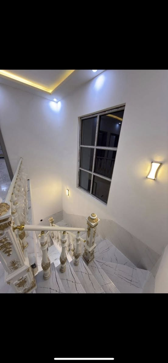 315 متر

واجهه 10ونص

الشغل موضح بالصور 

الموقع :تكريت الديوم ال 11الف 

للتواصل 

مكتب الرزاق وشركاه 

***********

***********
