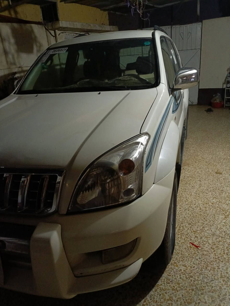 السلام عليكم ورحمه الله
برادو 2009 ،،، رقم اربيل 
شرط التحويل ،،، سيارة جاهزة 
صبغ حزام بدون ضرر
كير ومحرك شرط ،،، محرك 6 سلندر
العنوان/ موصل حي التأميم 
تلفون/ ***********
السعر / 140 وبيها مجال
