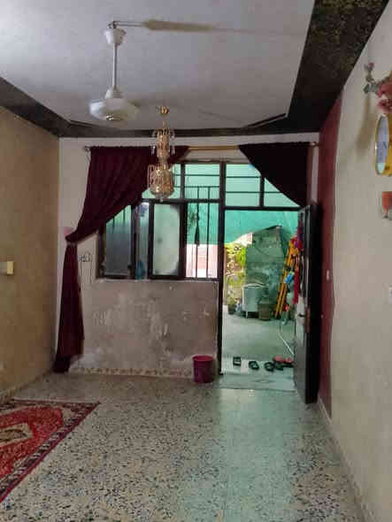 بيت تجاوز منطقه الحبيبيه 
مساحه ١٠٠ متر 
يحتوي ع غرفه نوم وترك واستقبال ومطبخ وصاله صغيره وحمام خارجي وطرمه 
السعر ٤٣ وبي مجال 
***********
