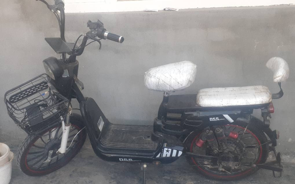 پاسکیل شحن حجم 20 هەموگیانی بەشەرت شاشەوکارەبای مەزبوتە هیچ عەیبی نیە بەڵام پاتریەکانی شەحن وەرناگریت ز.م ***********
*********** السليمانية, العراق
