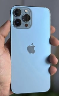 ايفون ١٣ برو ماكس • ٢٥٦ • بطاريه ٨٤