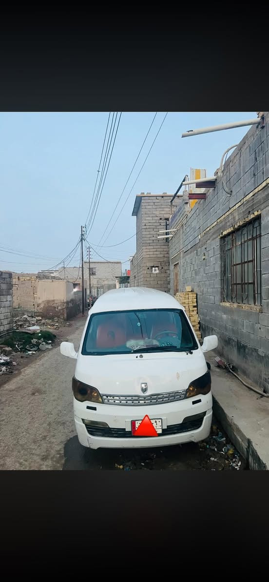 السلام وعليكم جنبي ناصي مديل 13 (موصليه ) جهازه من كلشي مكينه وكير جديد بس عوزه مشط وباور بس هاي بدي نضيف لا خياس ولا شي دواخل حلوا )العنوان البصره كرمه علي )رقم ***********) س$38
