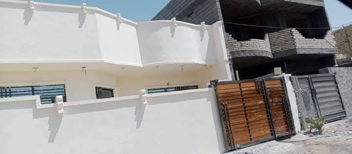 سلام عليكم 
يتوفر لدينا بيت للايجار مساحه ٢٠٠متر في الدوانم قرب سريه غرفتين وحولي وصاله ومطبخ ومناور ثنين وحمامات ثنين وكراج وكهرباء وماء ايجار ٤٥٠
اي استفسار
‏‪0780 597 5425‬‏
