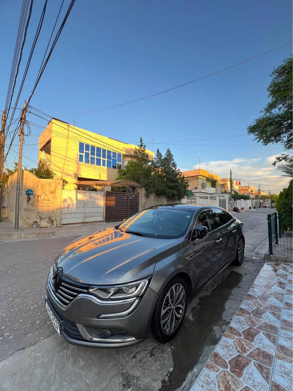 سعر جوا سوك 102$ و مجال💵
رينو تالسمان
موديل ٢٠١٨
وارد خليجي 
عداد ١٠١ كم حقيقي
سياره بيها قطعتين سبغ و راس بنيت شبر
مكفول من ضربه و من داخلي بشرط
سياره  فول فول مواصفات 
داخل جلد شاشه تسلا
بانوراما 
فوول فوول مواصفات
بصمه 
شاشه جبير
🔑 عدد -٢-
نظام ايكو سبورت
لايت ليد
سياره جاهزه بدون اي نقص
بشرط تحويل نفس اليوم.
سياره سنويه و رقم جديد .
📍مكان سياره اربيل شارع ١٠٠ 
📲***********  whatsapp
📲***********  whatsapp أربيل, العراق
