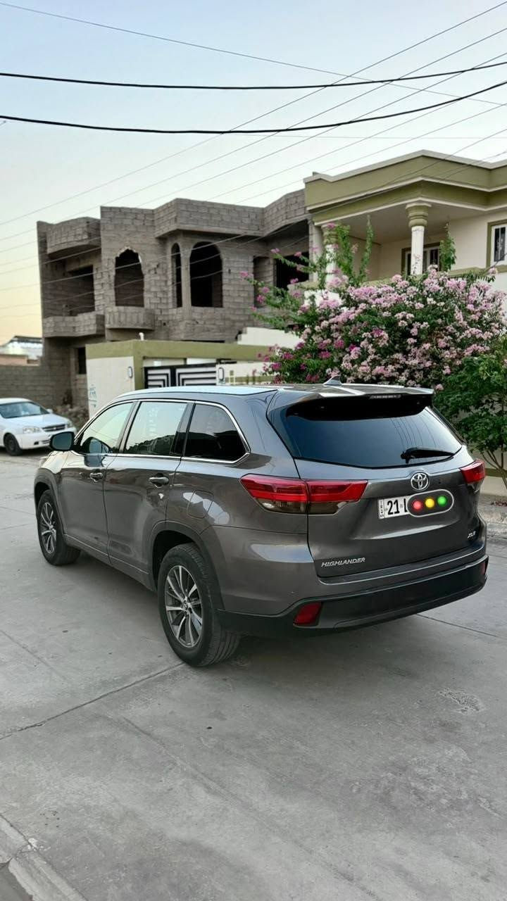 السلام عليكم تيوتا هايلاندر ٢٠١٨ xle سياحي
ضرر جاملغ وشبر بالباب الخلفي بدون دواخل سنوية جديد باسمي صدر تايرات تبريد جاهزه ماتصرف عليها الف دينار محرك گير بالشرط مامفتوح السعر ٢٣٥ وبيه مجال شراي خابر هذا رقمي *********** وبي واتس اب المكان كركوك الحويجه يرهم مراوس مع كورلا ٢٢وجوه اوكامري اومرزي ارقام شمالي
