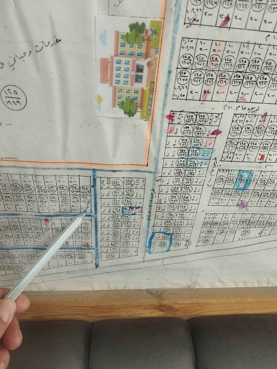 مكتب الحمزة للعقار
للبيع قطعة ارض سكنية مساحه 200م ركن تجاه قبله وشروق خدمات كامله قرب مدرسة الرجاء الابتذائية والمستوصف حي العسكري السعر 46 مليون للاستفسار ع رقم المكتب أو ع واتساب 
***********
***********
