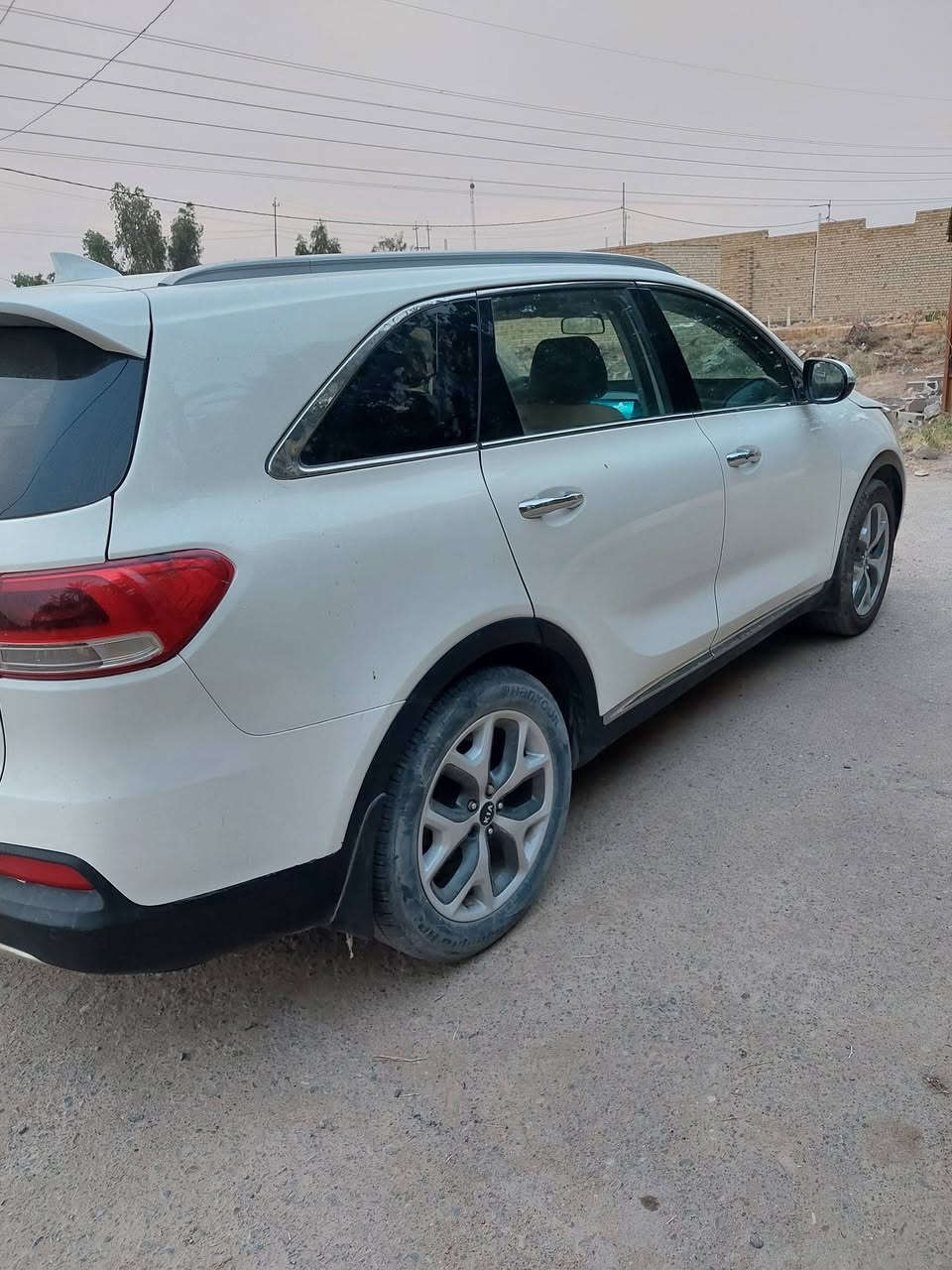 السلام عليكم ..
كيا سورنتو رقم بغداد باسمي موديل ١٦ خليجي  ٦سلندر ٧ راكب ماشية ١٠٦ كشن كهرباء بصمة ابواب تشغيل مري شفط قبق جنطة كهرباء بردات بلادي شاشة كبيرة كاميرا دوارة حساسات امامية وخلفية تبريد ٣ قطع كشنات بلادي جلد ومدوشمة جلد بيها تبديل جاملغ خلفي ايمن وقبق جنطة .. مصبوغة احزام ..كير محرك شواصي مكفول صدر امامي خلفي جديد ..سعرها ١٥٠ ..الاتصال على الرقم *********** ابو حسين
