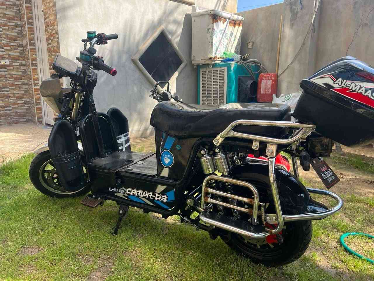 دراجة شحن للبيع البطاريات تعبانه الكشر نظيف شغال السعر ب350 وبي مجال
التواصل
***********
***********
