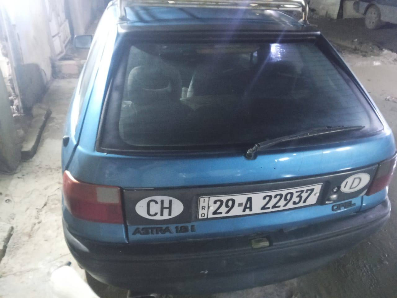 السلام عليكم اوبل استره للبيع موديل 1992 السعر 33مكان السياره  ابو غريب الاتصال على  ‏‪***********‬‏
