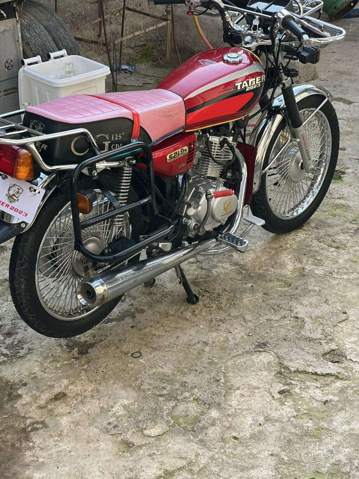 لبيع تايكر 2023جديد كدام العين
منفيس كامل 

محرك شرط برغي ما مفتوح  شرط بعد ما مفيلس 

مكاني موصل ايسر
***********
انتصال او واتساب
