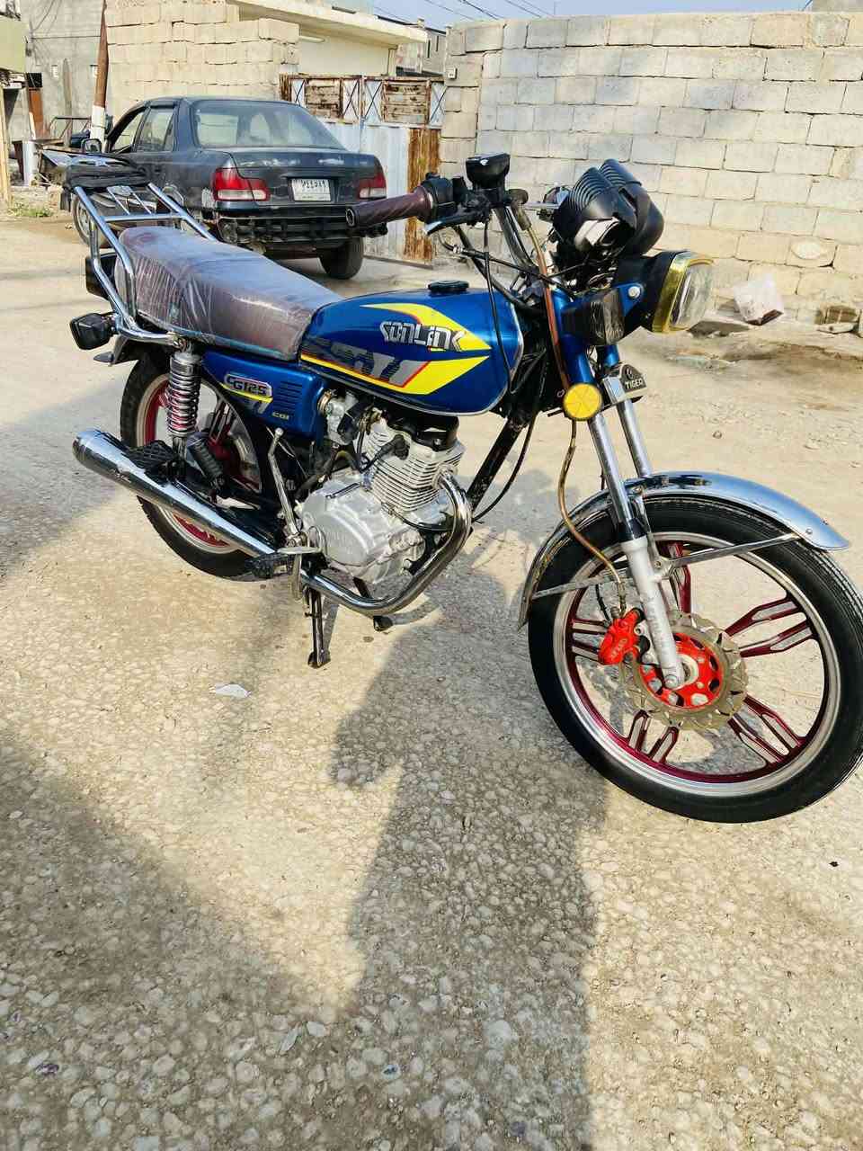 السلام عليكم
لبيع دراجه 4 كير حلوه مرتبه كامله مابيهه نقص 

شاشه شغاله فقط واير بي گطع 

موديل 23 ورقه كارتونيه 

سعر 475 وبي مجال 
ناحية السلام سراجق 
شراي تفضل خاص


**إذا كنت صاحب هذا الإعلان وتريد حذفه لأي سبب، رجاءا أرسل رسالة إلى الدعم الفني**