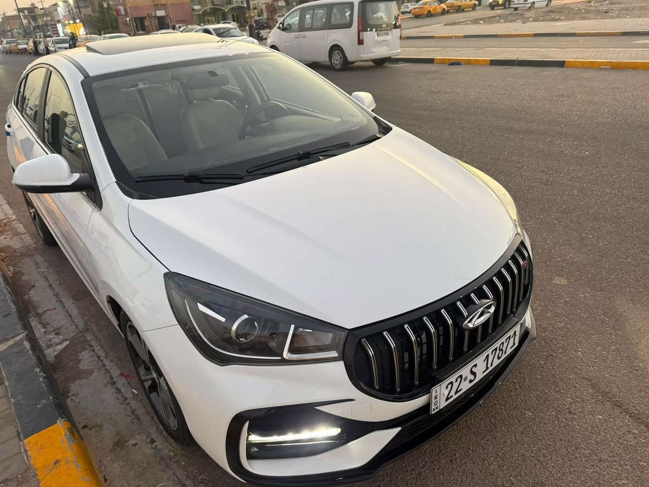 للبيع فول مواصفات كلش جديده السعر 115 قفل قفل بيها ضمان شركه 6 سنوات مكينه وكير وبدي ويبها صيان مجانيه سنتين وتبديل دهن مجاني سنتين ***********
