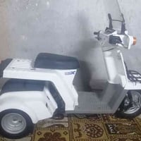 دراجه هونداي ياباني كفاله من كلشي صار شهر من نازله من الحاويه سرعه 60 ...