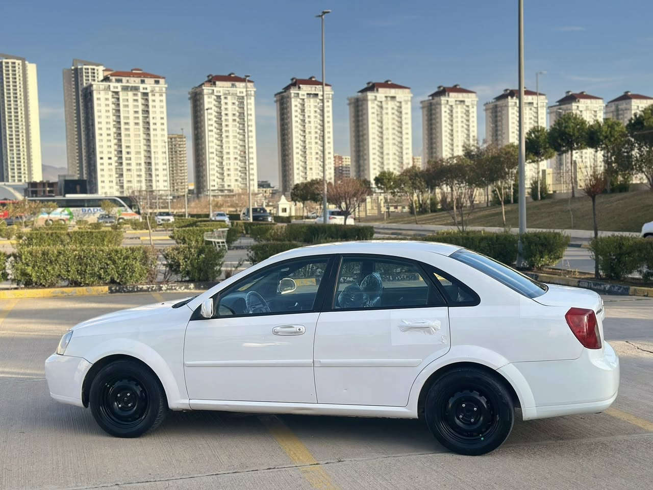 ئوبترا مووديل ٢٠٠٩  گير ي ئؤتوماتيك بي مةسره ف
سه نةوي ،رقم  هةمووي تازه يه تا ٢٠٢٨
١٧٠ هةزار هةقيقى روشتوه زور تازه يه سةياره كة
پارچةيةك و پةلةيكي بوياغة .بئ ناوگردن 
سعر ٧٧ $
ناونيشان، سليماني  رقم مووبايل(***********)

أوبترا موديل ٢٠٠٩  كير اوتماتيك سياره بدون مصرف كلش جديده ماشي ١٧٠ الف سنويه او رقم جديد لحد ٢٠٢٨ بي قطه او نص صبخ بدون دواخل سعر ٧٧$ مكان سليمانيه رقم موبايل  (***********)
