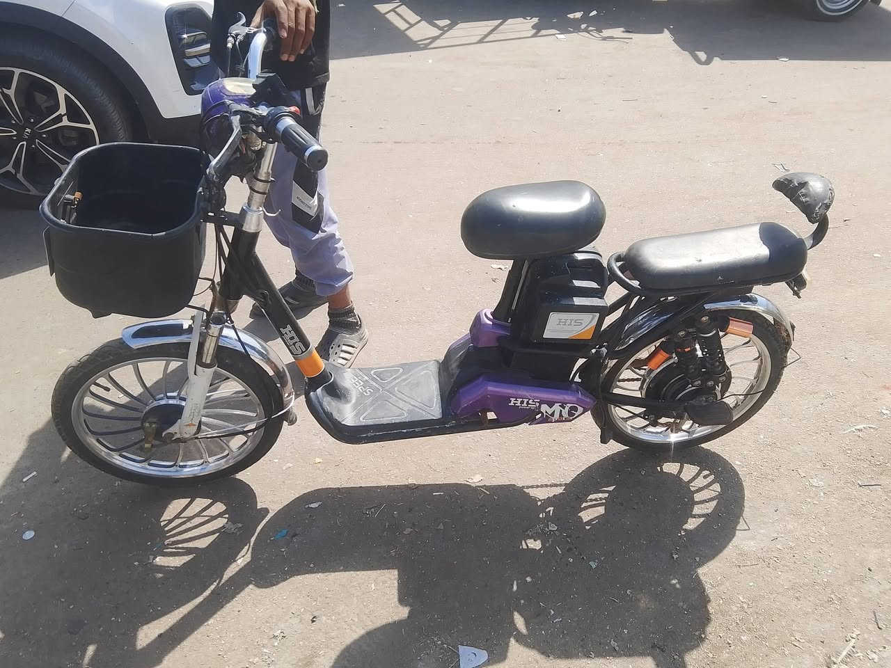 دراجه شحن يرادله بطاريات وسويج يعني ابيع هل موجود بصوره ابيع هيج سعره 70مكاني لورفلي
***********
