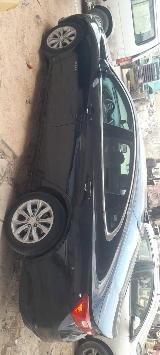 السلام عليكم
مالييو 2023 اربيل باسمي كلين حادثها بارد بالجاملغ مال سايق 
بصمة 
كشن كهرباء
تحكمات استيرن 
شاشة تاب
تخم تاير جديد 
كير مكينة تبريد كله شغال مابيها كل نقص
ماشية 57 الف ميل
اوتو ستوب 
كشنات تدفئة
مكان السيارة بغداد البياع

السعر 128 
***********
