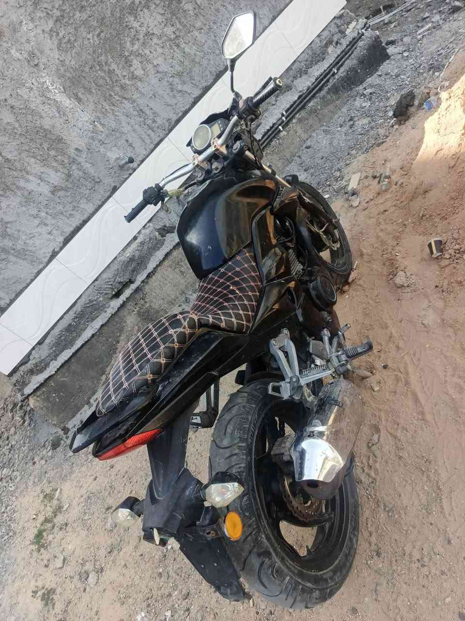 دراجه سايم بطح للبيع السعر 500 وبيه مجال وترهم مراوس


**إذا كنت صاحب هذا الإعلان وتريد حذفه لأي سبب، رجاءا أرسل رسالة إلى الدعم الفني**