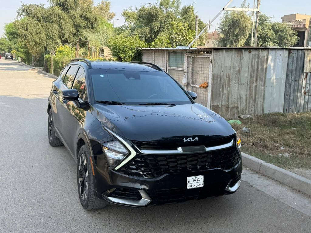 السلام عليكم
كيا سبورتج 2025 دخول جديد كتاب شهداء السياره مسجل نجف رقمها 
لون اسود فئة EX للبيع وارد امريكي زيرو ماشية m7  زيرو 
بدون ايرباك كله ولا يرباك طاك كله وضع شركه 
صور الحادث مرفوقه بل صور سياره جديده 

المواصفات:
1- شاشة كبيرة متصلة 
2- محرك 4 سلندر 2500
3- رادار امامي وخلفي وتحديد مسار ونقطة عمياء
4- قيادة ذاتية
5- اوتو هولد (نزول منحدرات) وهاند بريك كهرباء
6- اطفاء وتشغيل محرك تلقائي عند التوقف
7- شاشة التحكم بالتبريد لمس 
8- بصمة تشغيل
9- كشنات جلد وتدفئة كشنات

السعر 198 وبي مجال

مكان السيارة نجف حي النصر مهندسين 
للتواصل *********** النجف, العراق

