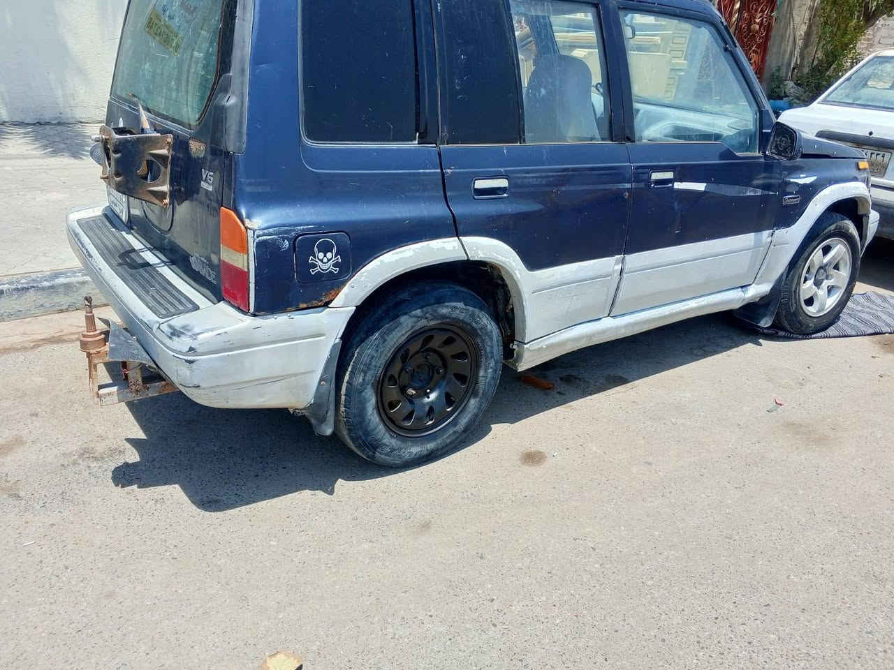 منرخصت الدمن البيع زازوكي السياره شغله باس بيها نواقص واقع حال شوف العين راقم باصره راعيها ايريد تحويل مستمسكاته عندي اومتواصل وايه لاتسئني شنو بيها تجي واشوف السعر ٢١ وارقه اوبيها مجال ***********
