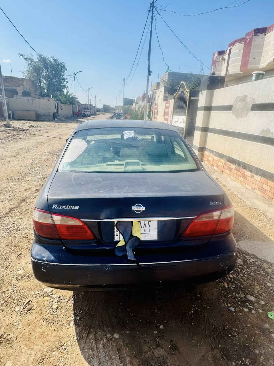 السلام عليكم سياره نيسان مكسما موديل 2000لايت زنون عالي ناصي 
رقم بغداد بأسمنه مصبوغه عام سياره حلوه 55 وبيها مجال مكاني واسط ***********
