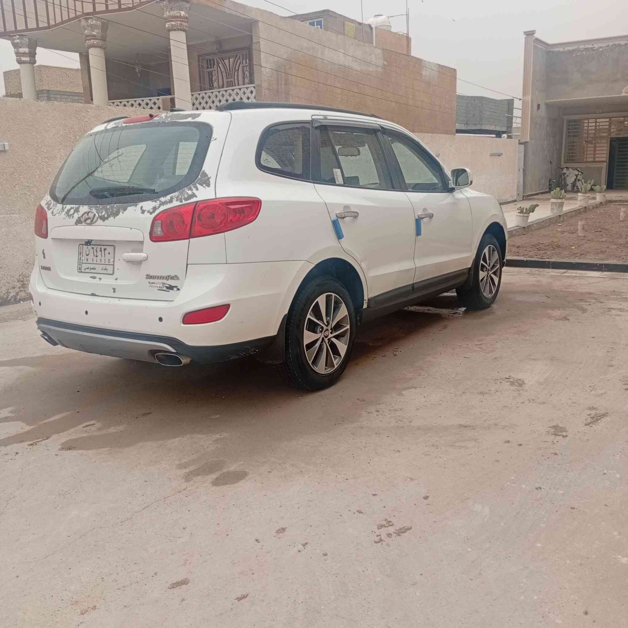 سلام عليكم سنتافيا موديل 8 امريكي حادث باب السايق والوراه جاهزه سعر115 مكاني بغداد***********
