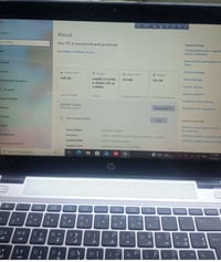 شباب لابتوب hp ci5 الجيل السادس شاحنه اصليه وبطاريه جديده وجنطه لتواصل...