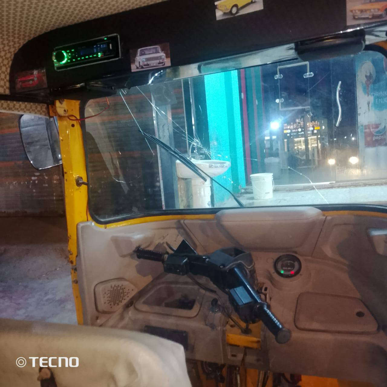 أسلام عليكم تكتك 21رقم وسنوية تكتك خير من لله أمنيدك الشارع ما ذب عليهة ربع معروضة 6500وبيهة مجال حگ لجية مكانهة بغداد فلكت حي لنصر
رقم ***********
