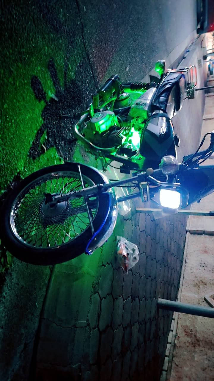 ميتور بارت 2016نضيف اربع غيارات كامل اوراقه 500الف وفي مجال لتواصل ***********
