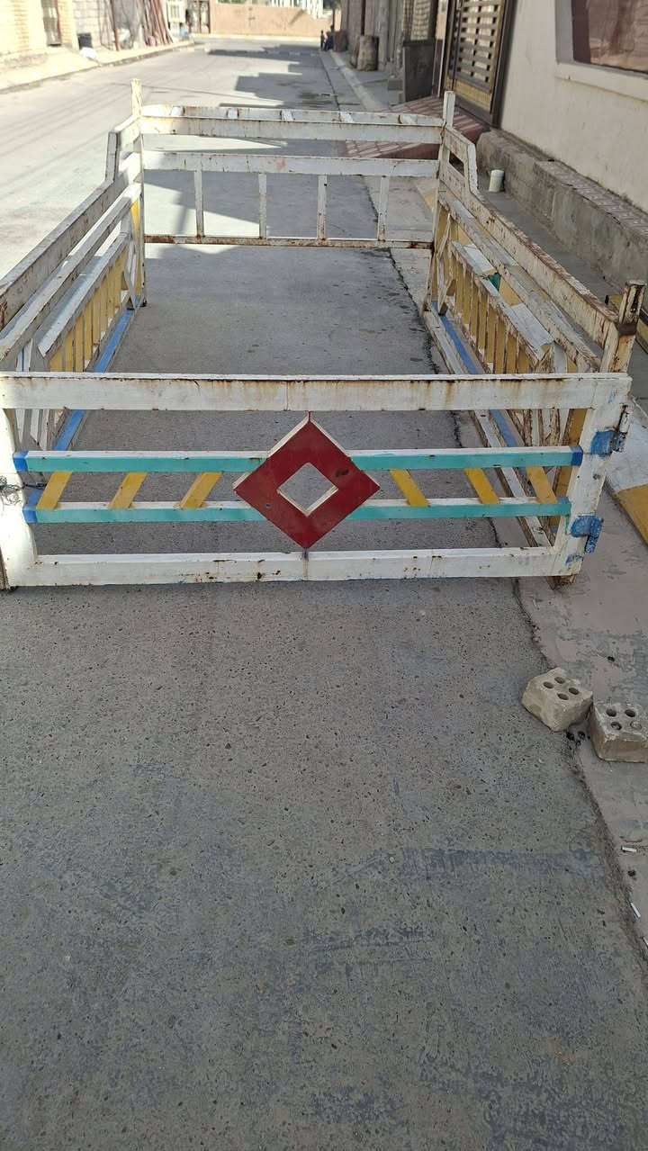 محجر الابيع سعر ٢٥٠الف وبي مجال ***********
