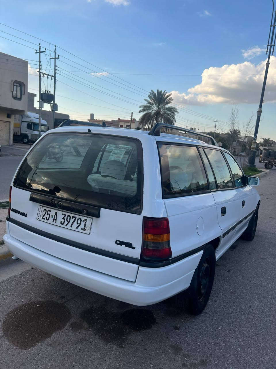 للبيع اوبل استرا موديل 1992 ابيض رقم كركوك انكليزي سنويه لل 2027 بطاقه بانزين بشرط التحويل والغرامات صبغ حزام سياره داخل خارج كلها جديد تخم تاير باتري جديد صدر امامي خلفي جديد كهربائيات كلها على وضع الشركه محرك 16 الكير عادي محرك كير بشرط تراي وين ما تريد سياره جاهزه مال بيت عنوان السياره في كركوك بيع سريع ومستعجل عل بيع السعر 39 وبيها مجال وشايف خير الي يأخذها 
***********
