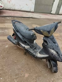 شباب الدراجه بس بيها مشكله قائمه وصار لي فتره تاركها ورده ابيعها ايش ق...