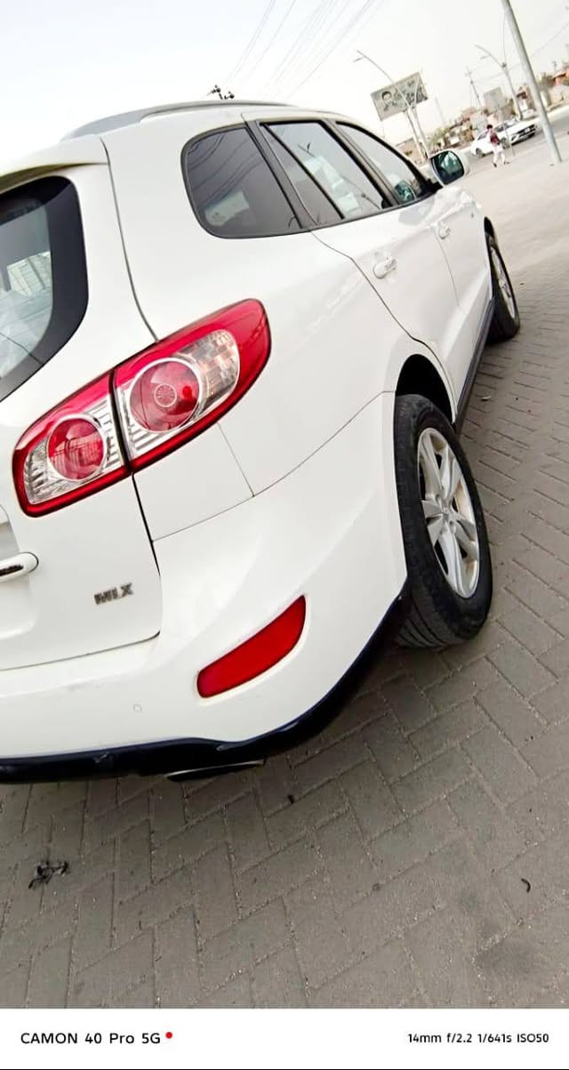 سنتافي 2011 ادوات ادوات كصه كاز السياره فول مواصفات 
7راكب تحكم استيرن جهتين 
نظام اسكورت قفل سرعه 
نظام ايكو اقتصادي دواخل جلد 
شاشه جبيره مري شفط 
السعر65ورقه وبيها مجال كلش بصيط حق الجيه 
مكان السياره البصره لاستفسار الاتصال ***********
