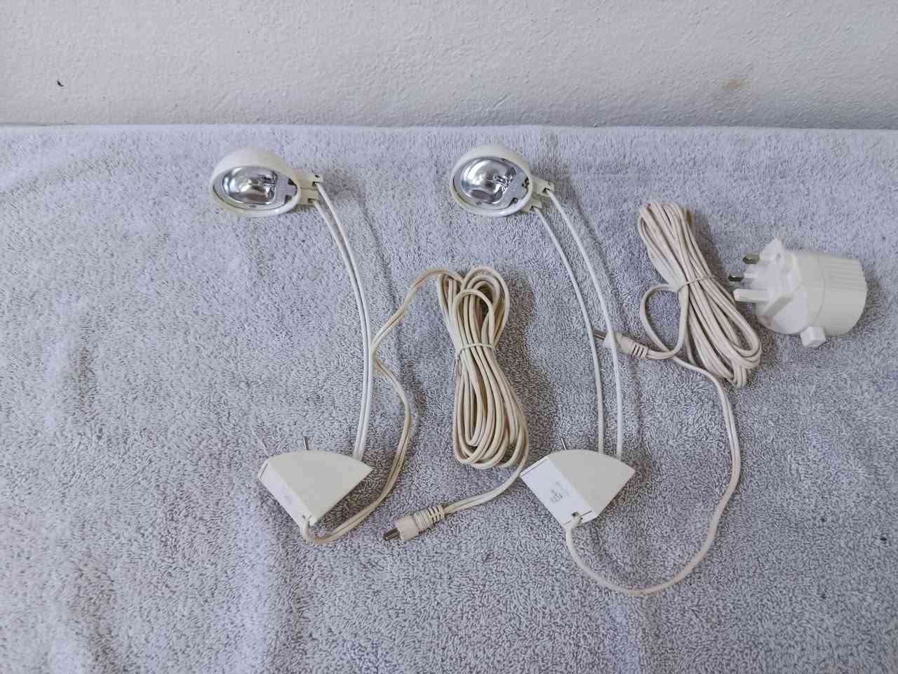 تصفية أنارة منوعة باله ألماني مستخدم نظيف شغال شرط 
سعر القطعة / ( 5 ) الف / البيع جملة / التواصل عالخاص التوصيل لجميع المحافظات


**إذا كنت صاحب هذا الإعلان وتريد حذفه لأي سبب، رجاءا أرسل رسالة إلى الدعم الفني**