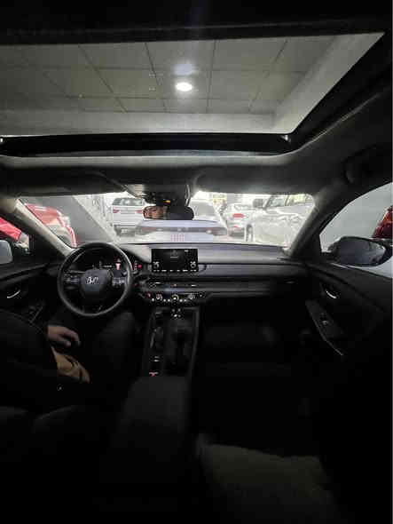 هوندا أكورد 2023 بانزين مكينه ١٥ توربو بجم كبس
صبخ بابين و  جملوغ كدام وارد امريكي Ex فول مواصفات، فتحه كوشن هيترارباك استرن سيستم شريكه ماشيه  ٨٠لف ، سيارة كاتي أربيل عارضها 155 وبيها مجال قليل 
لأي استفسار:
واتساب : *********** دهوك
