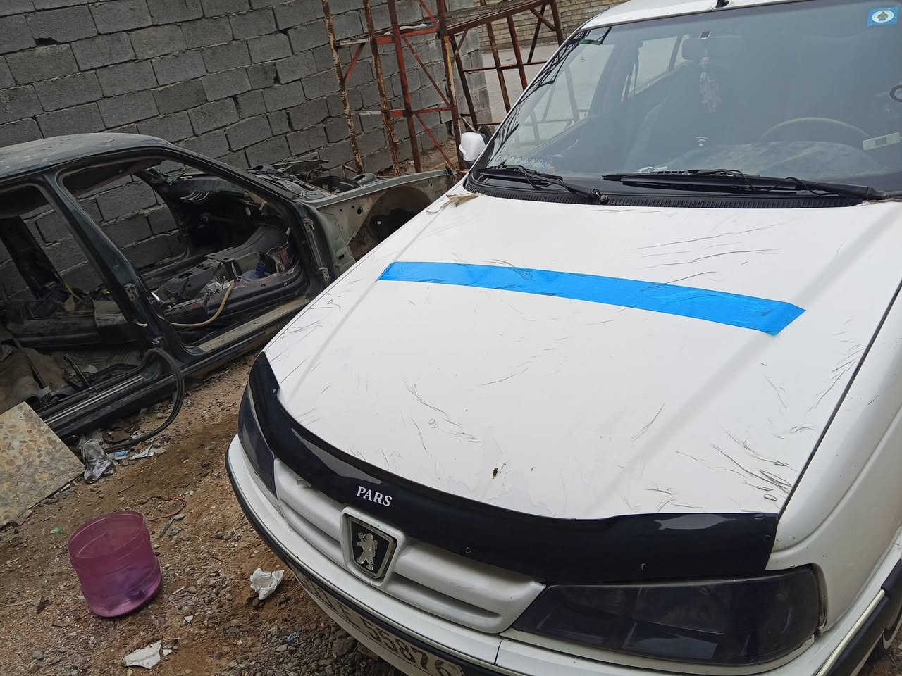 السلام عليكم
بيجو بارص 2012 مكفوله من الحادث بيها بارد بل جاملغ لامامي ورصعه بين البوب السياره منقصها اي شي رقم انكليزي بسمي معليها اي غرامات كير فرنسي رياضي خفيف مكينه مبدل بساتم محفوره يعني متكطع ولف سياره كامله من كلشي رايد مراوس بليفان320 (مستر بن) العنوان بغداد الحريه


**إذا كنت صاحب هذا الإعلان وتريد حذفه لأي سبب، رجاءا أرسل رسالة إلى الدعم الفني**