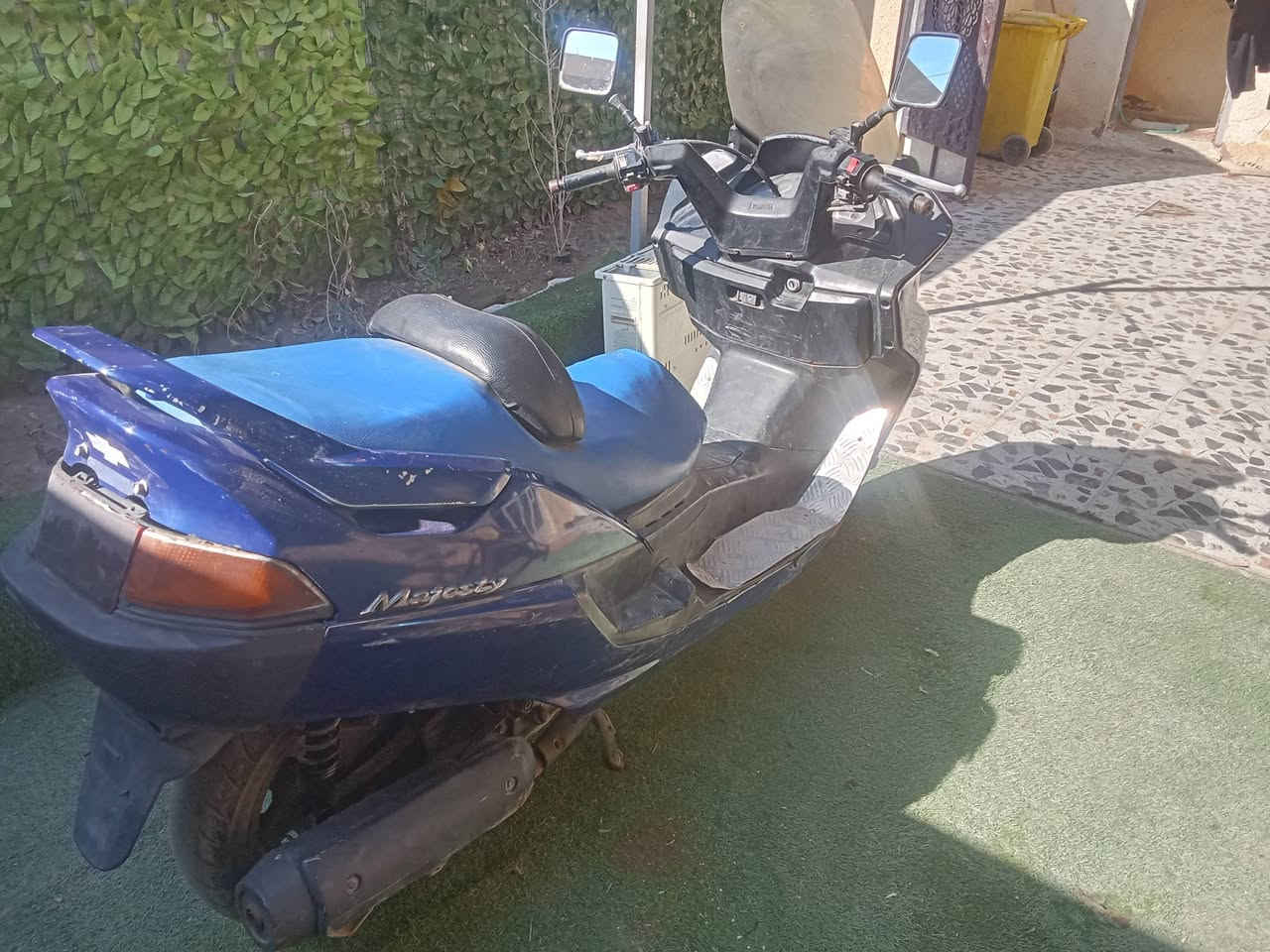 دراجه ماجسته نضيفه محرك تنميرات ناضيفه باتري جديد كهربايات مابيه شي سعر 350بيه مجال  مكان زعفرانيه ***********
