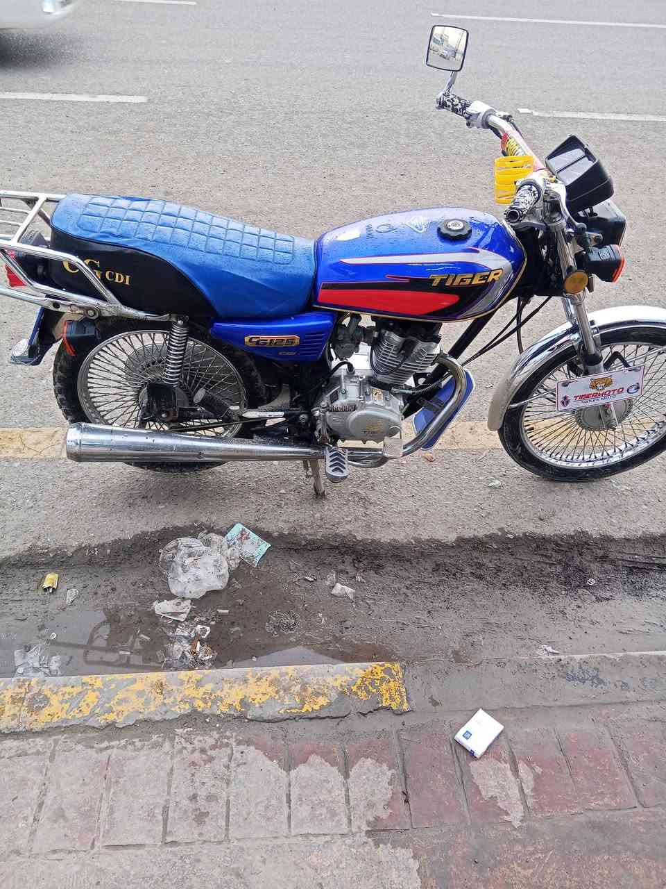 للبيع اومراوس تايگر موديل 20 كهربائيات كلها شغاله مفتوح مره وحده مبدل بي بستن وولفات والباقي كلو شرط وشرط انطيك معدل وتحريكه السعر 370وبي مجال قليل ***********
