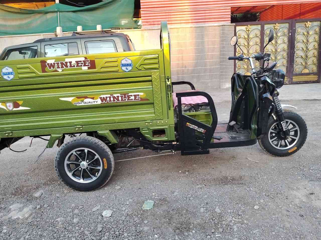 متاح ستوته شحن موديل 26 جديده بصمه وسيج بطاريات العدد 6 كهربائية كله شغاله بعده زيرو السعر مليون و250 بغداد الجزيرة السياحيه هاتف ***********
