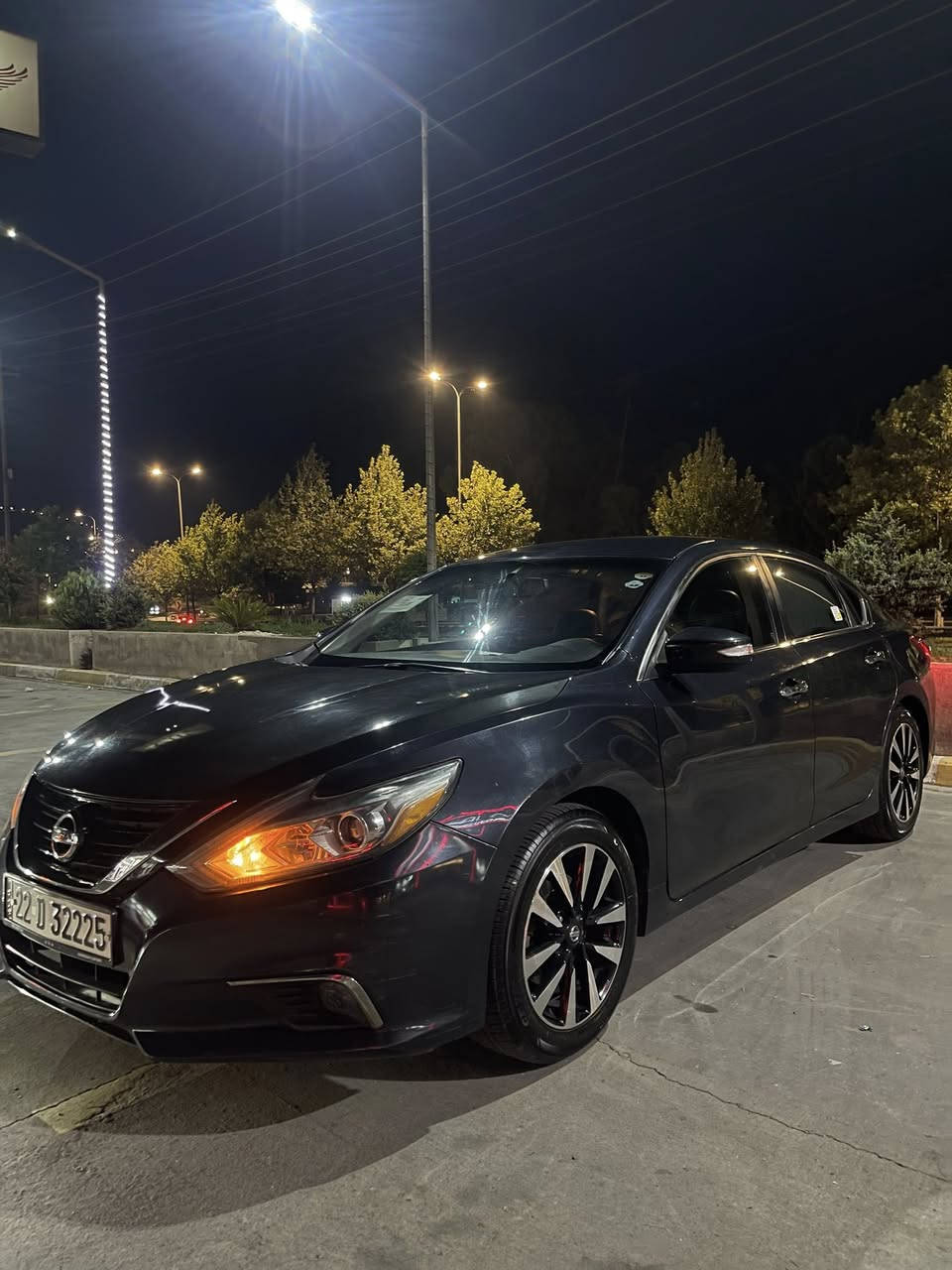 2018 SL جاملغ وبونيد  سعر 122 وعليها 4 ورقات غراما ***********
