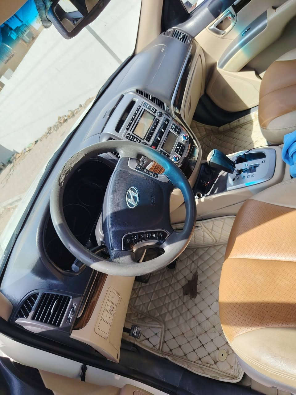 السلام عليكم سنتافي 11  فول فول بصمه 2. فتحه  فور ويل لسياره جاهزه كله جديد
دوشمه جديده مال سنتافي ل اصلي بلادي  تنته جديده بطاين جديده تبريد منضومه جديده منضومت ماي وبريك كله جديد مكينه 6 كير ومكينه مكفولات رقم بغداد بسمي
تخم تاير قبل فتره شديته لسياره احلا من لصور. سبعه راكب بعد مواصفات لفول معروفه
بيه رشات صبغ  ابيع صبغ عام اكفل دواخل وشواصي من دكت لجاكوج ولصبغ ابيعك عام حته اريحك
السعر 143 وبيه مجال العنوان نجف. ***********
