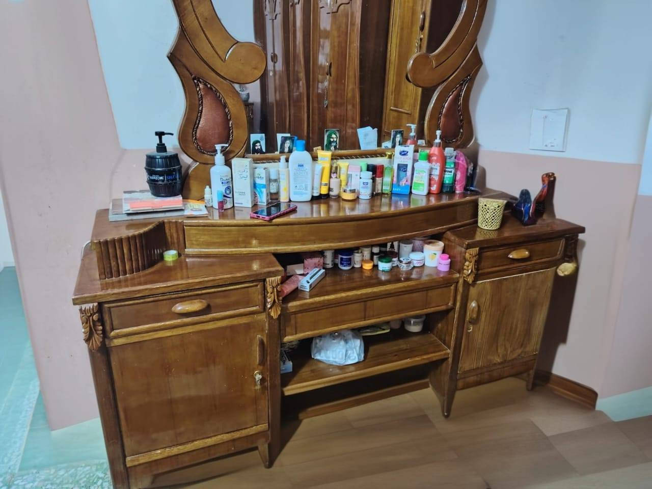 غرفة نوم للبيع هيه والدوشك سعره 650وبيه مجال عنوان ديوانيه


**إذا كنت صاحب هذا الإعلان وتريد حذفه لأي سبب، رجاءا أرسل رسالة إلى الدعم الفني**