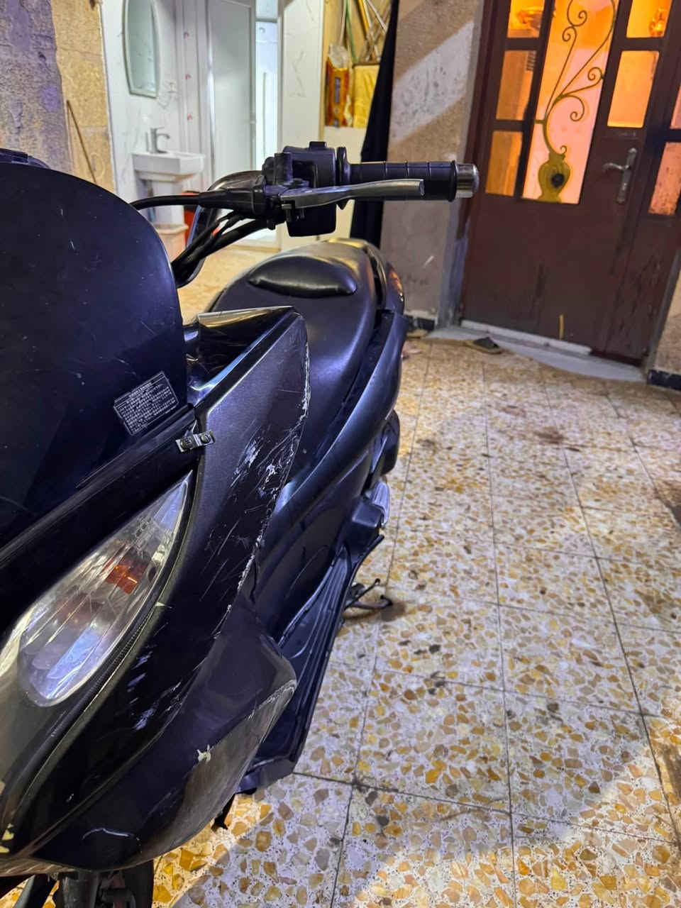 سلام عليكم هوندا PCX150 الدراجة ياباني KF كلش حلوه الدراجة مجفته تجفيت مضبوط سعر 650 قفل بدون عمله مكان دراجة بغداد الغزالية رقم ***********
