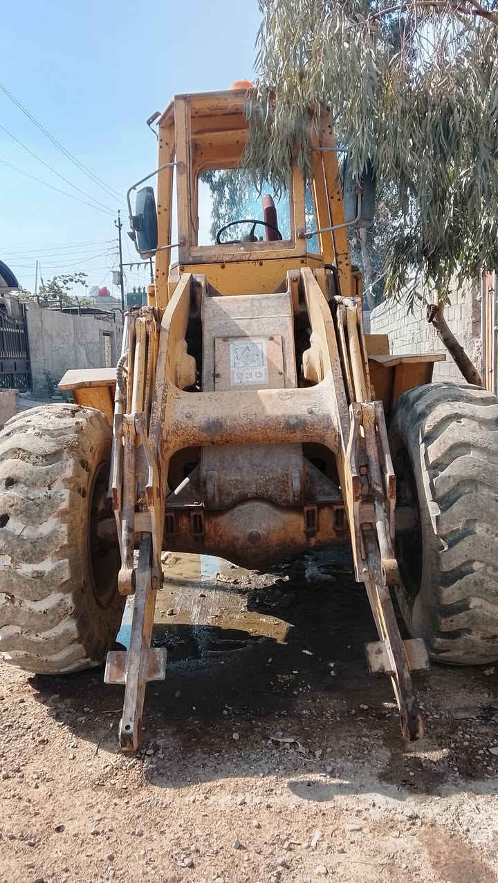 شفل كتربلر 930 كتاب مزاد موديل 79كلة شركة محرك لا تنفيص لاتبخير تايرات جدد زوج باتريات جدد 
أريده 95وبي مجال 
مكان بغداد حي البتول قرب جسر الفرنسي 
***********
***********
