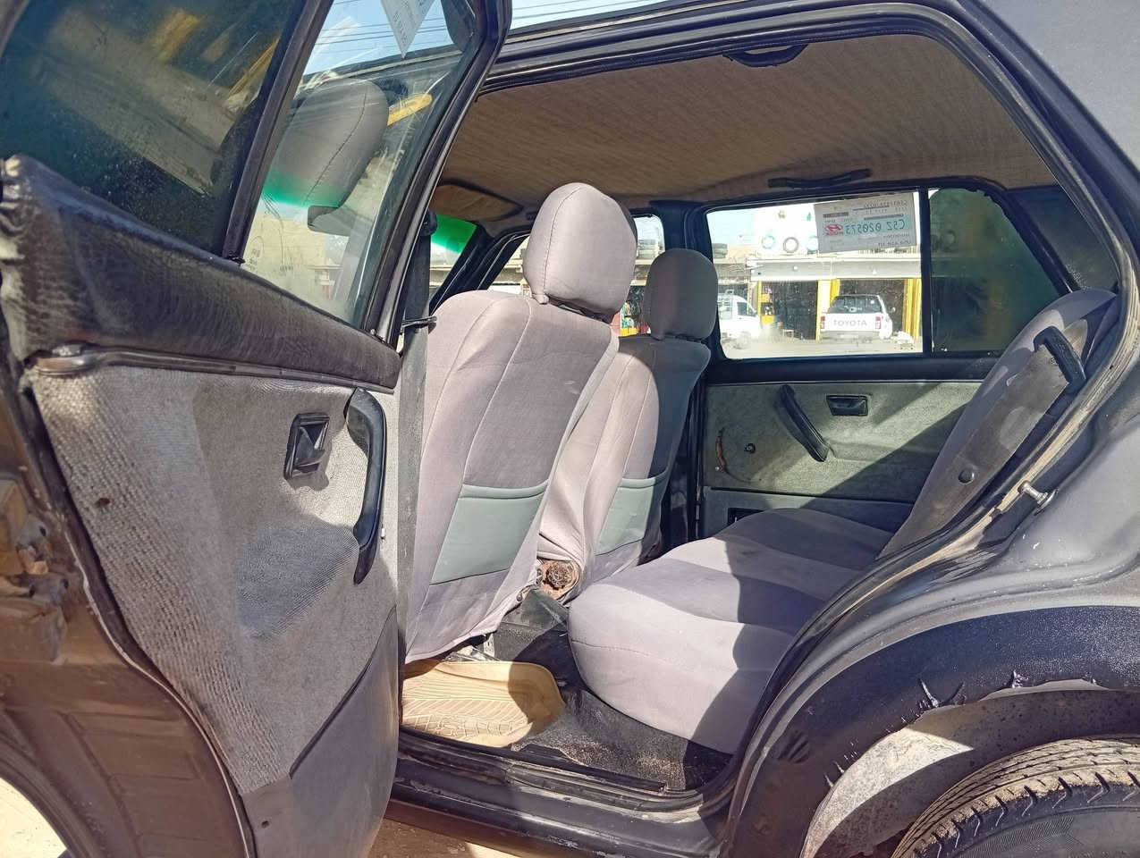 كولف ١٩٩١ مصبوغ عام كير محرك شرط رقم الماني ٢٩ كابون بنزين بيها شرط الوكالة و التحويل سعر ٢٢ مكلف بنشر رقم صاحب السياره *********** مكان السياره تلعفر
