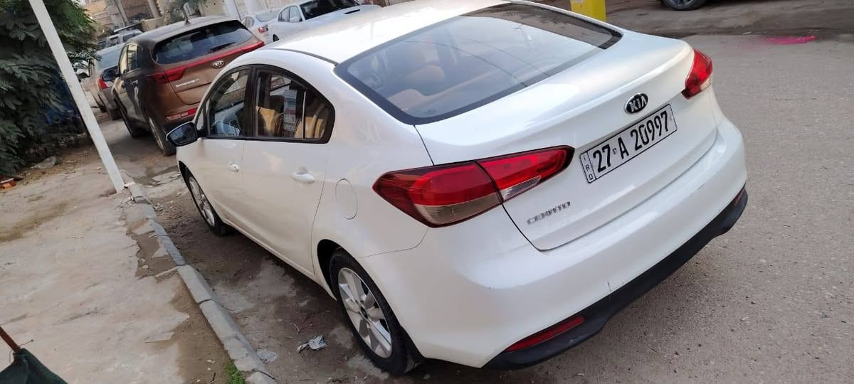 سيراتو ٢٠١٨ خليجي محرك ١٦٠٠ مكفول من الصبغ والبارد ماشيه ٧٨ الف باسمي تحويل ثاني يوم رقم ذي قار
السعر ١٤٨ ورقة 
***********
