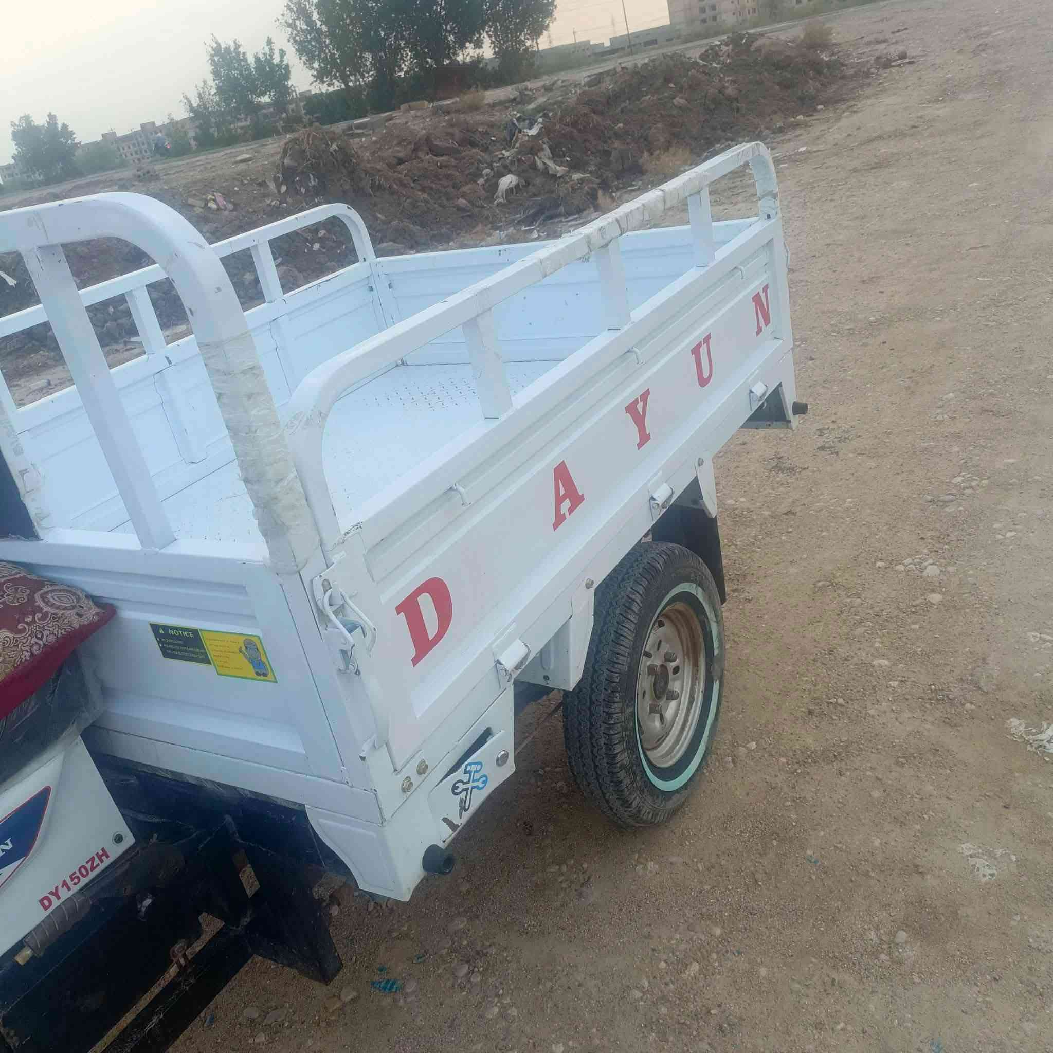 السلام عليكم ستوته لبيع موديل عشرين كفاله عامه بديها بل جيس جان مكرز ومضموم ستوته خير من الله  تواير ابو الخطه توني شادهن نكره سلف ستوته اخت الجديده  كهربايات من الطول للطول  علق واني اراسلك مكاني الدوايه  السعر مليونين 150 وبيها مجال للستفسار ***********
