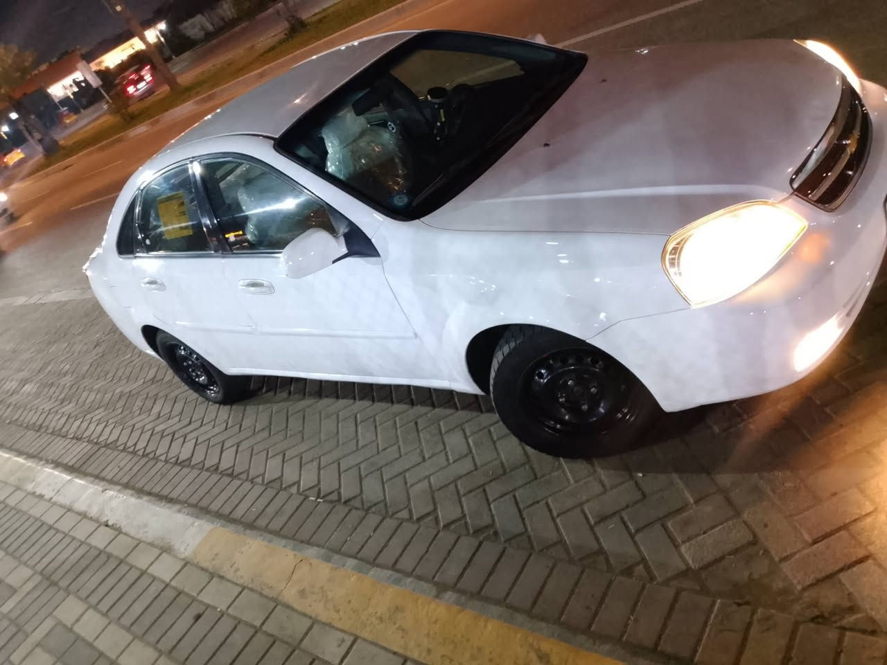 سلام عليكم اوبتره البيع ٢٠١٠ رقم بغداد سياره جاهزه مكينه وكير جديد برغي نقص مابيه فقط جاملغ جه سياق مبدل لالغود ولا شواصي فقط جاملغ
مكينه جديده 1600 باقي كله تبريد شغال ويه لاسويج  بلادي  العنوان مدينه الصدر
سعر ٨٠ وبيه مجال حك جيه
***********
